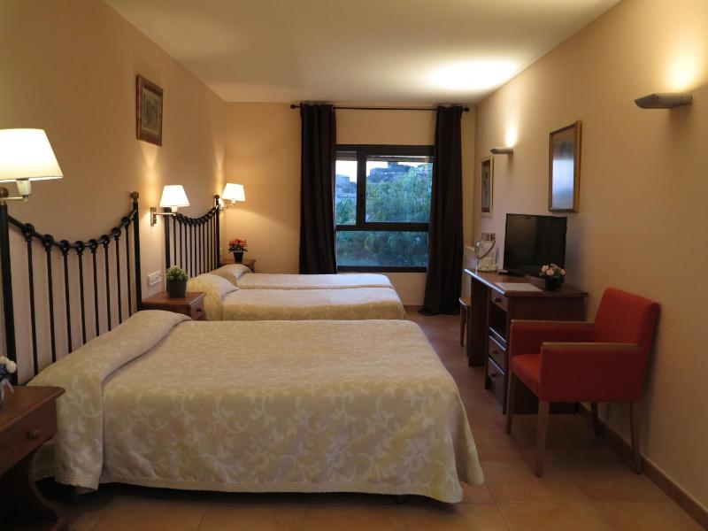 Family Room with terrace  (2-5 Adults) image 1