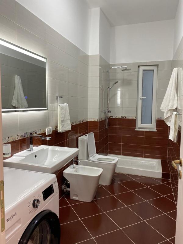 Enid Apartment - image 5
