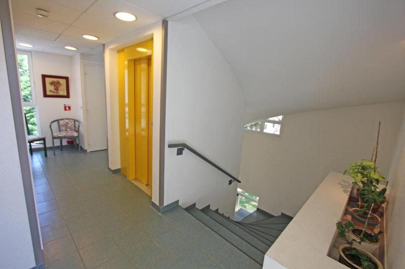 Twin Room image 2