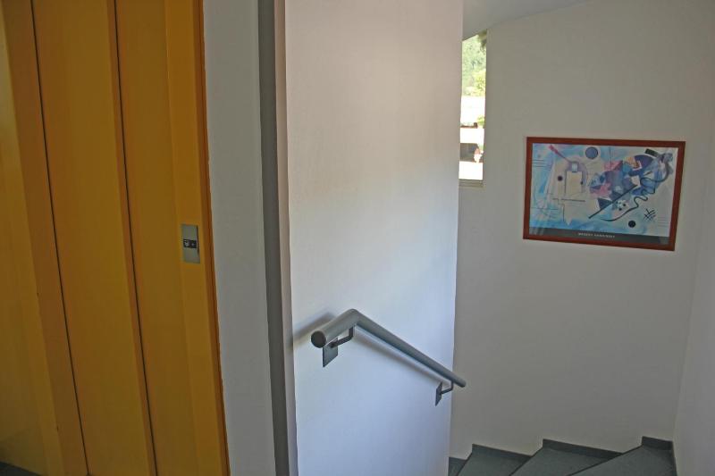 Twin Room image 1