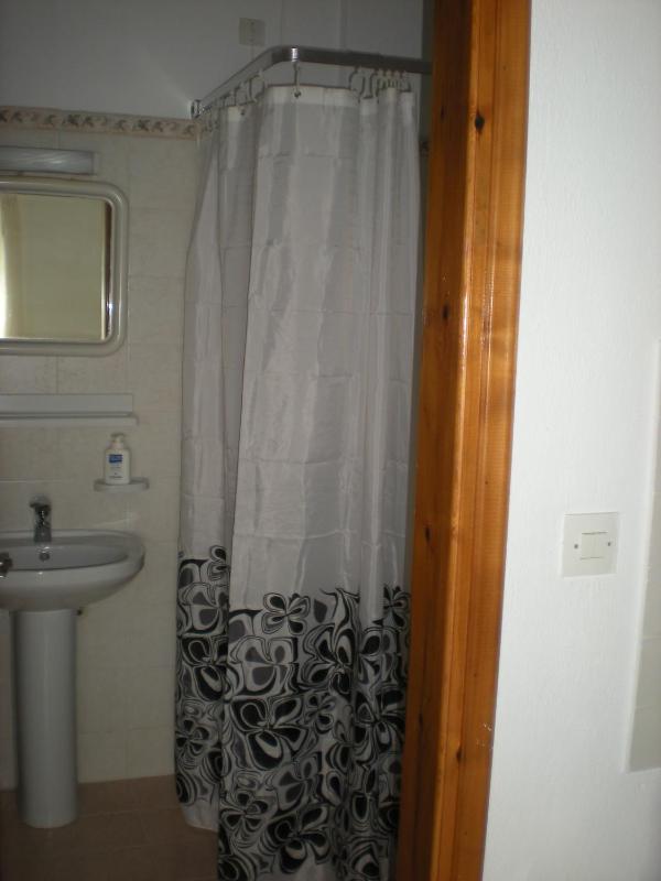 Standard Studio (3 Adults) image 2