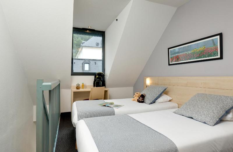 Duplex Room image 3