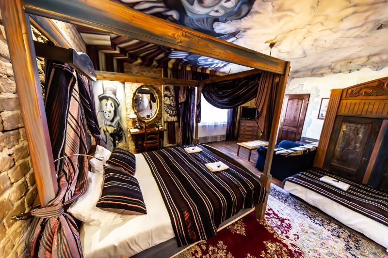 Triple Room image 3