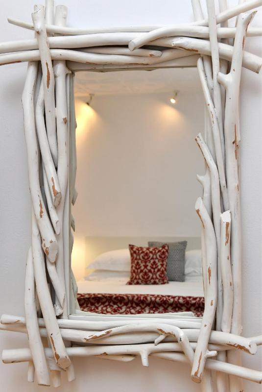 Standard Double or Twin, Window image 2