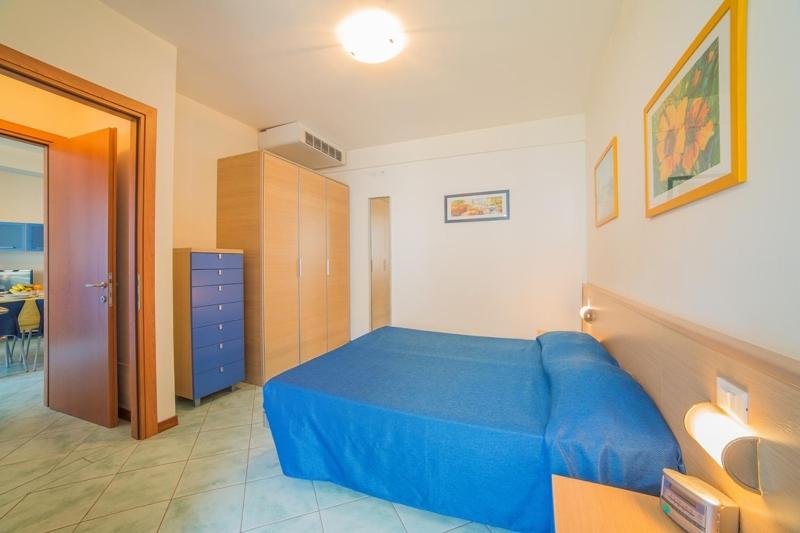 Suite (4 Adults) image 4