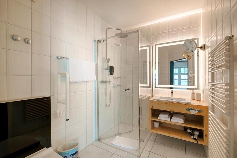 Deluxe Double Room image 1