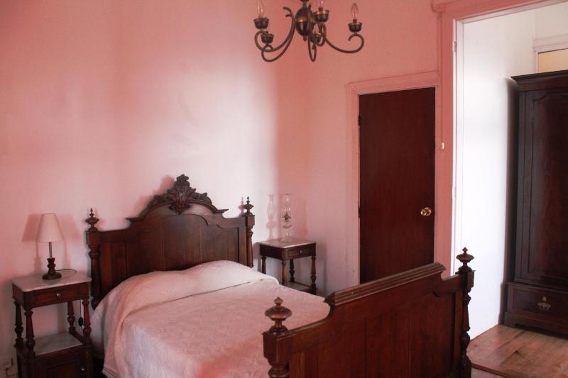 Double Room with Balcony image 4
