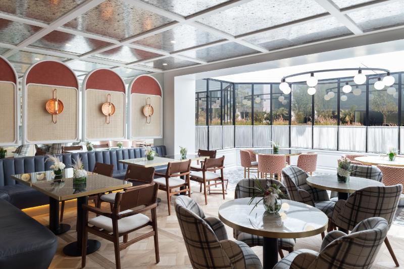 The Alest Hotel - image 20