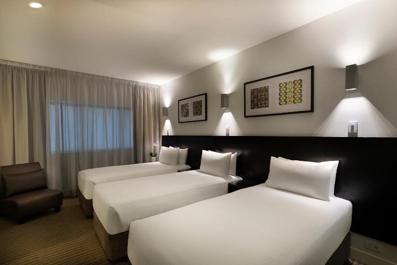 Causeway 353 Hotel - image 2