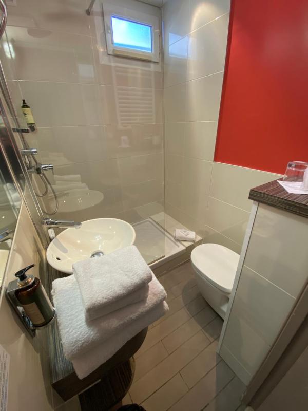 Best Western Plus La Rade - image 42
