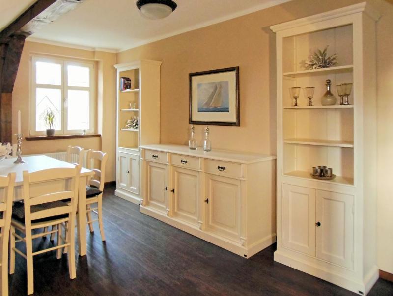 Deluxe Elegance Apartment image 3