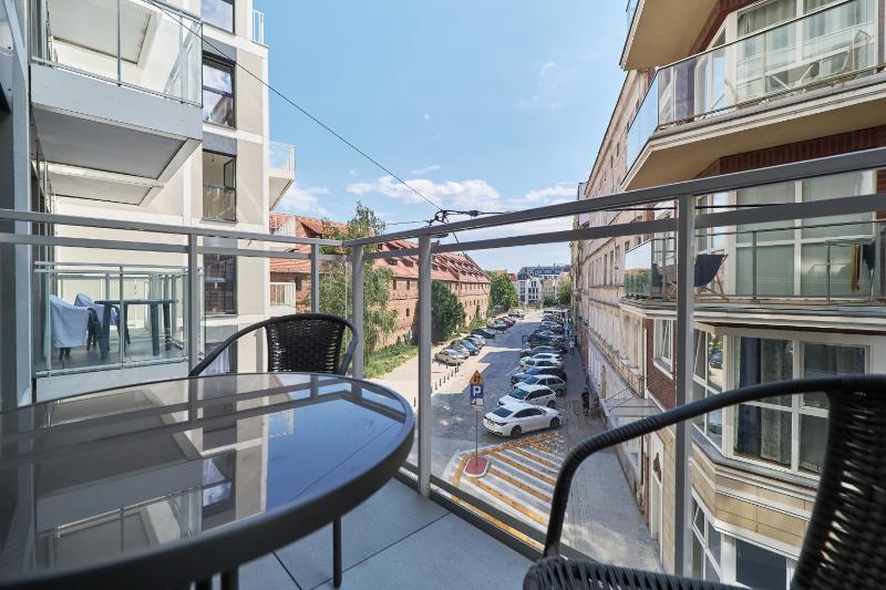 Apartments Wrocław Jana Pawła II with FREE PARKING Wrocław by Noclegi Renters - image 13