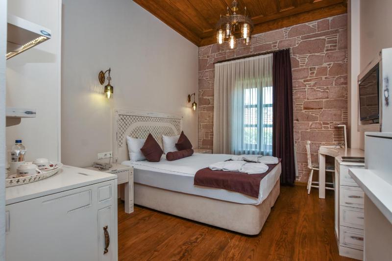 Deluxe Double Room image 1