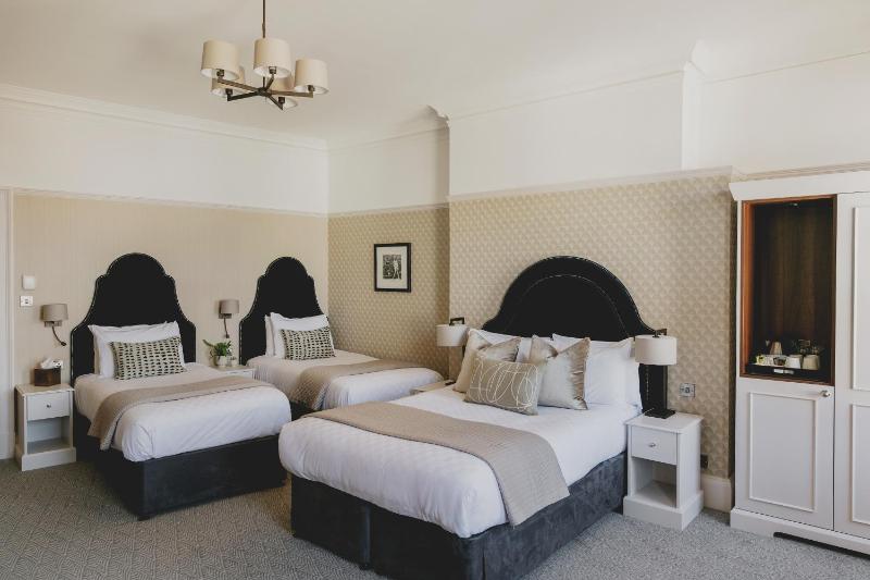 The Queens Hotel - image 36