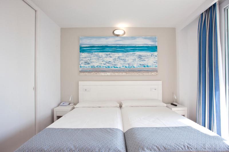 Apartment image 4