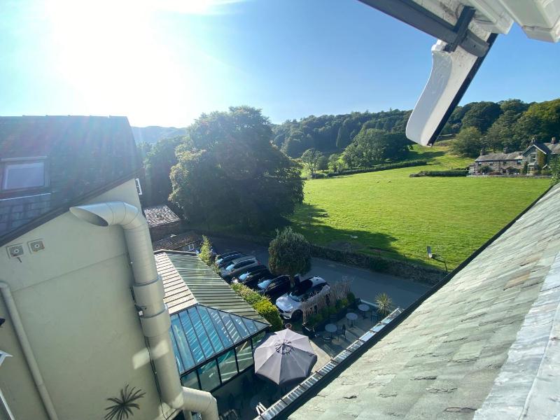 Superior Suite image 2