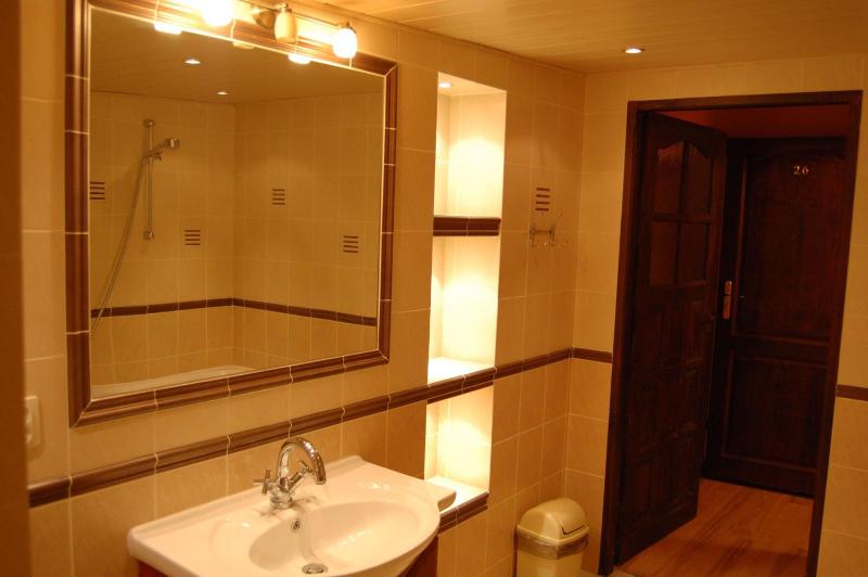 Triple Room image 3