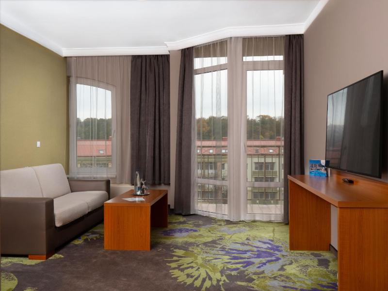 Suite image 2