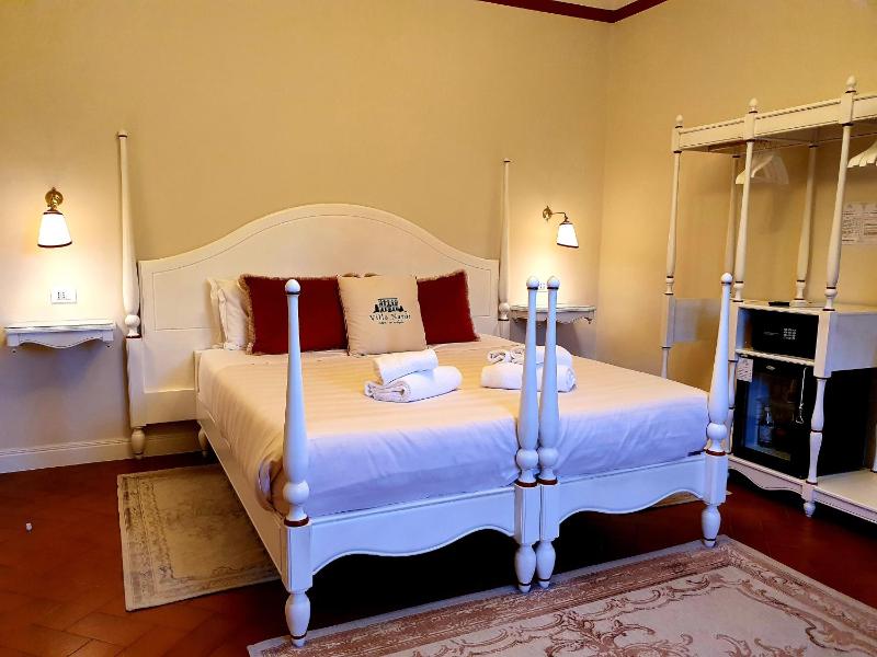 Superior Room image 1