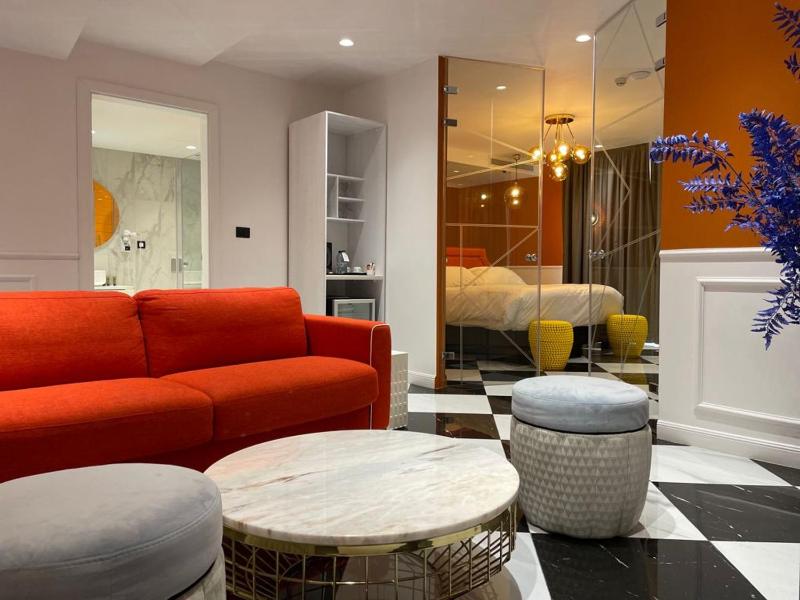 Deluxe Suite image 1