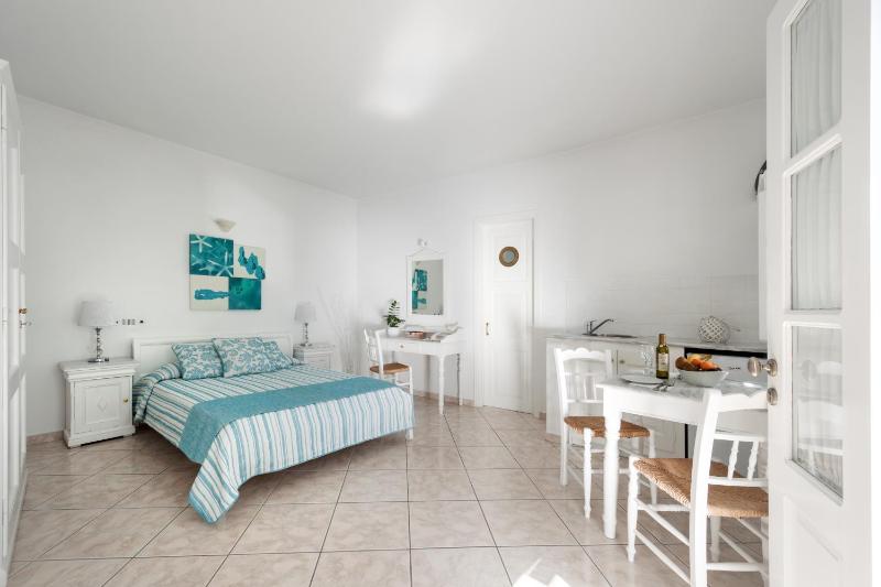 Superior Double Room image 2