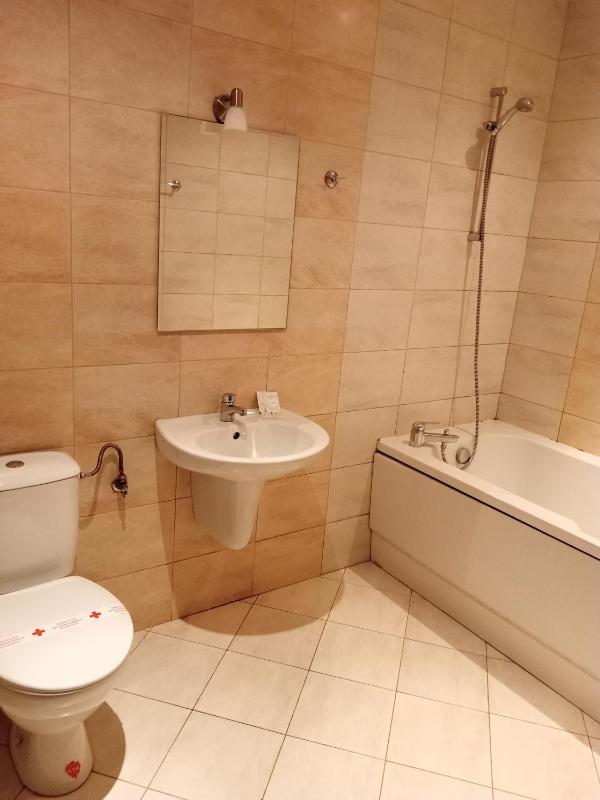 Deluxe Double Room with Bath image 3