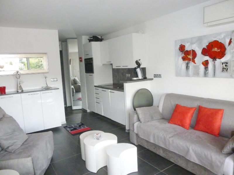 LES PRADELS - image 1