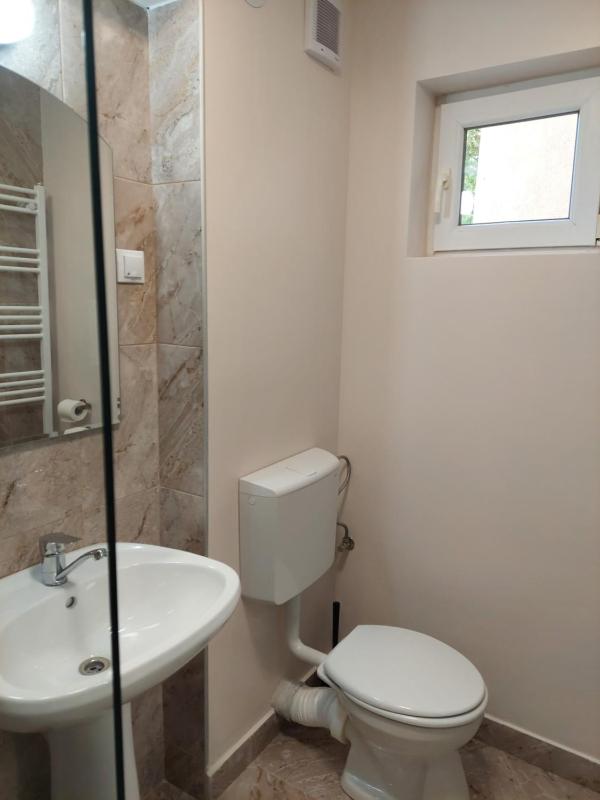 Double Room with Balcony image 3