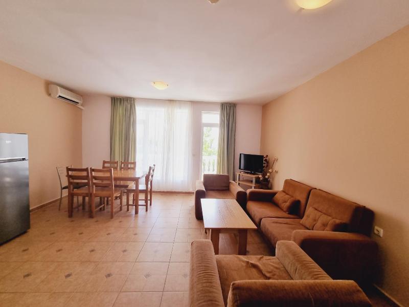 Lazur 1-5 Apartments Complex - image 11