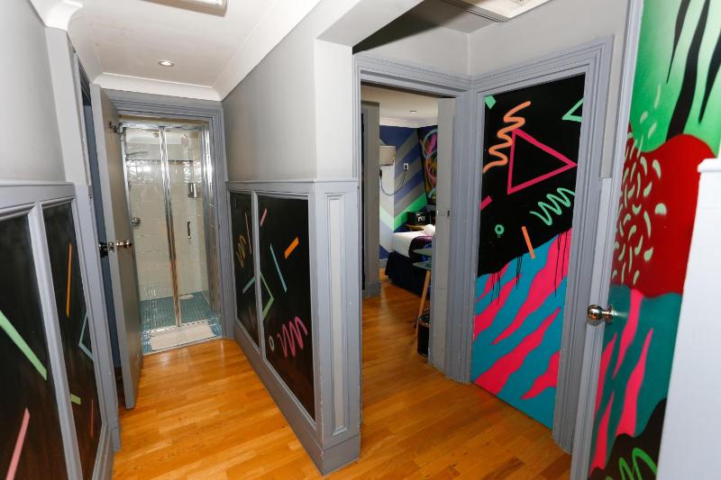 Small Double Room with Shared Bathroom image 4