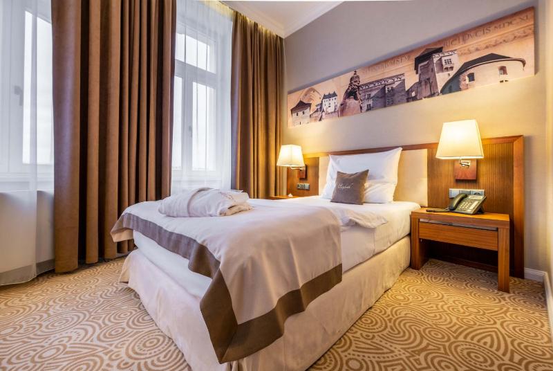 Single Room image 4
