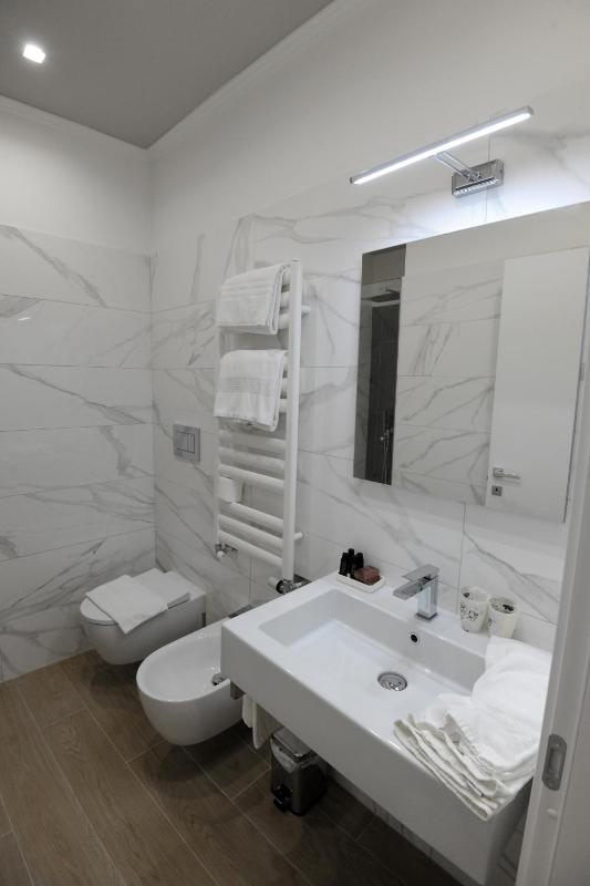 Double Room with Terrace image 2
