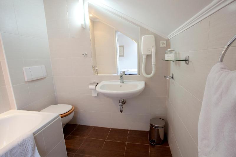 Suite image 2