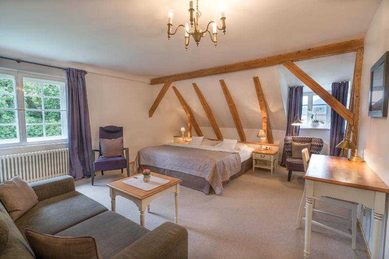 Double Room with Mountain View image 1