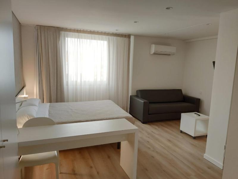 Quintuple Room image 1
