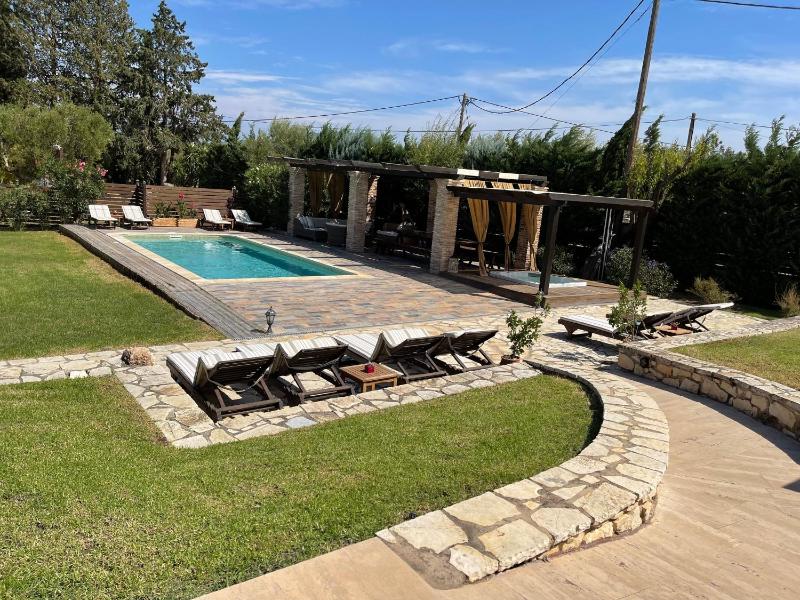 Villa with Private Pool image 1