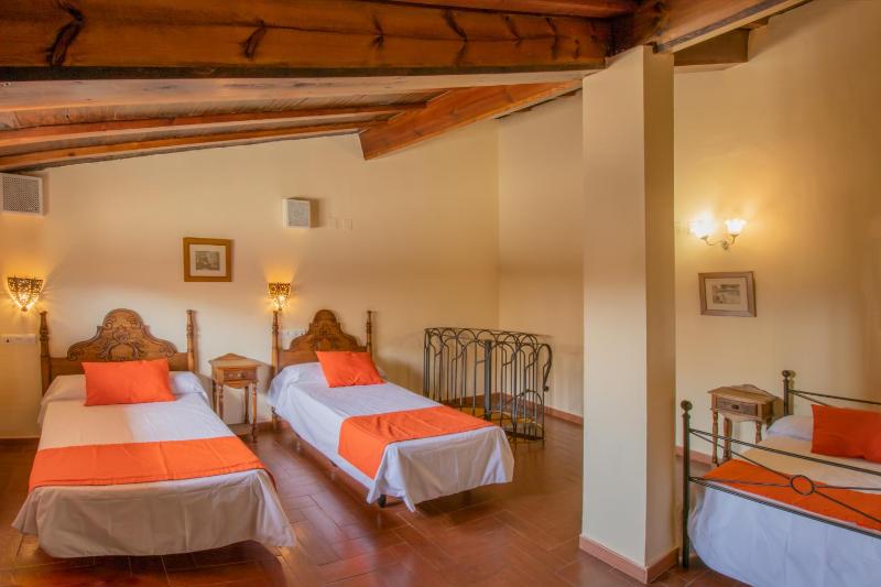 Duplex Room image 3