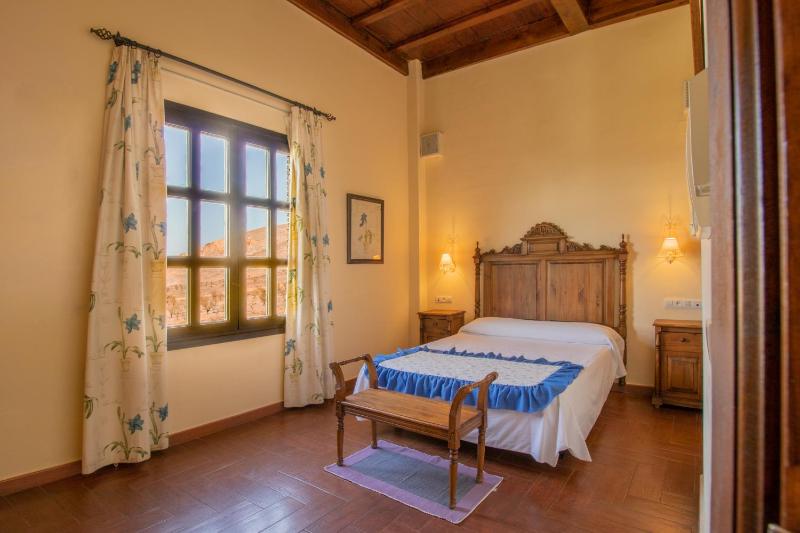 Double Room image 2