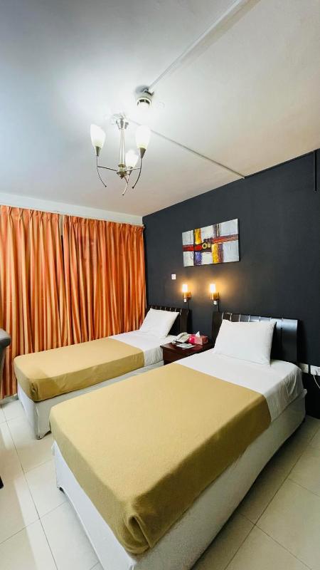 Standard Double or Twin Room image 1
