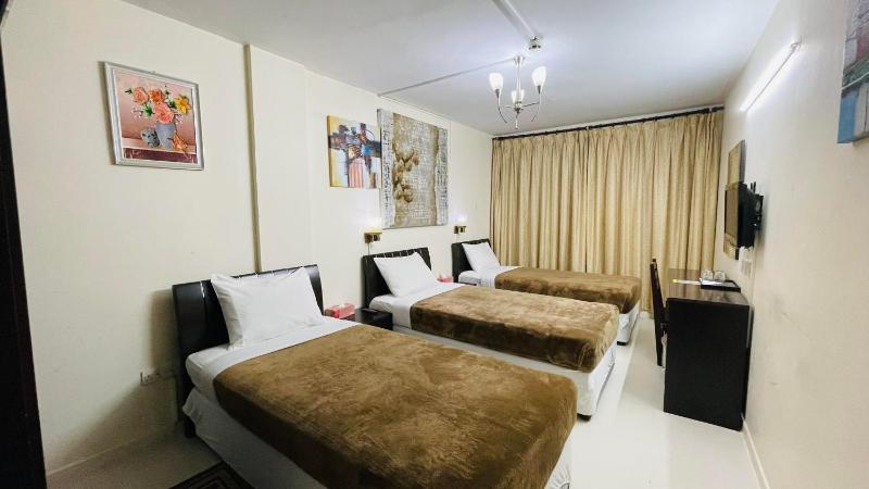 Triple Room image 1