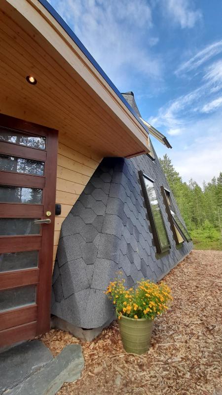 One-Bedroom Cottage image 2