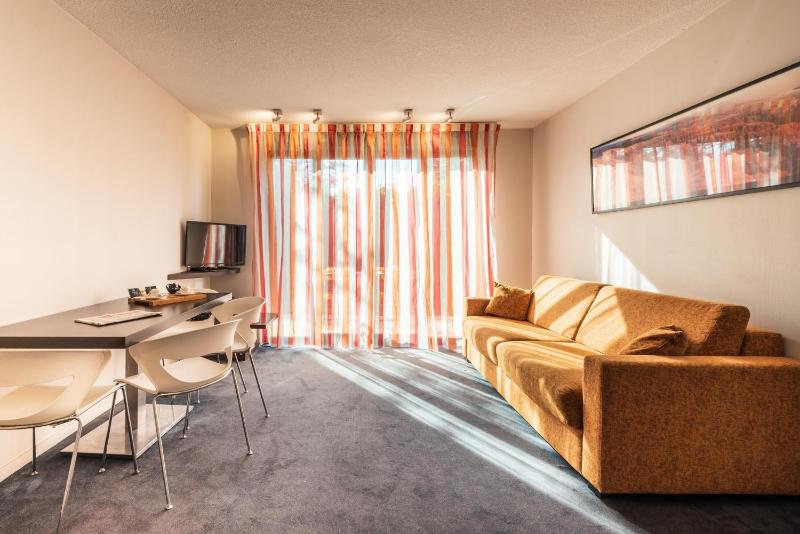 Duplex Apartment (5 Adults) image 1