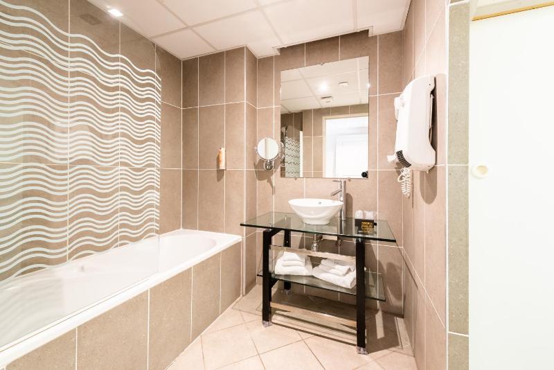 Duplex Apartment (5 Adults) image 2