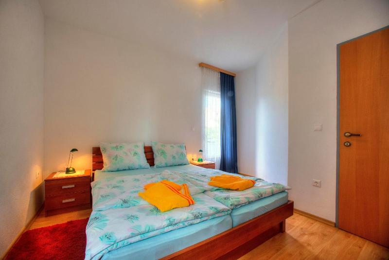 Apartments Peran - image 2