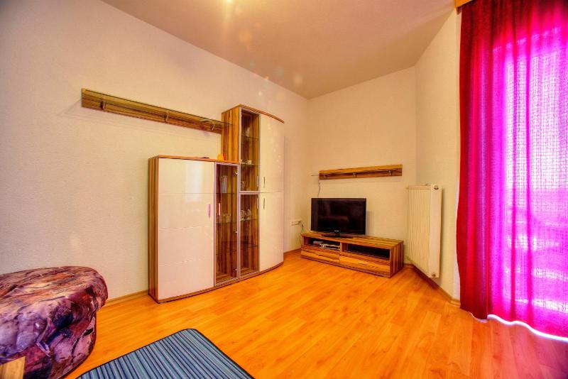 Apartments Peran - image 8