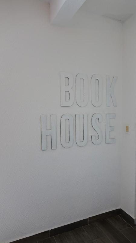 Book House Marina Diamante - image 48