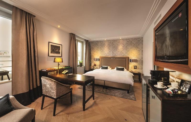 Executive King Room image 1
