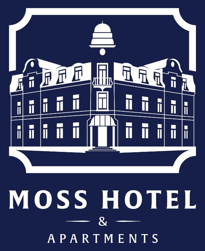 Family Room (3 Adults) image 2