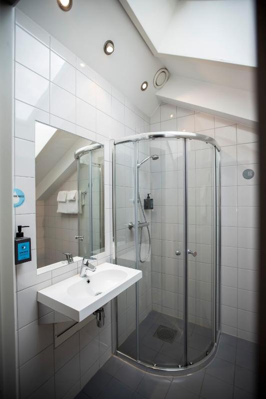 Superior Double Room image 4