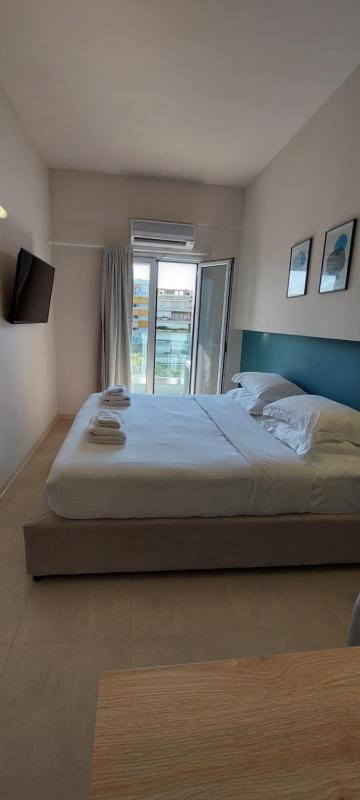 Superior Double or Twin Room with Sea View and Balcony image 2